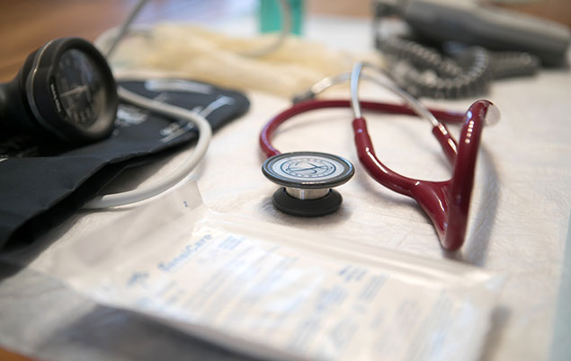 Photo of some of the medical equipment used at a home birth.