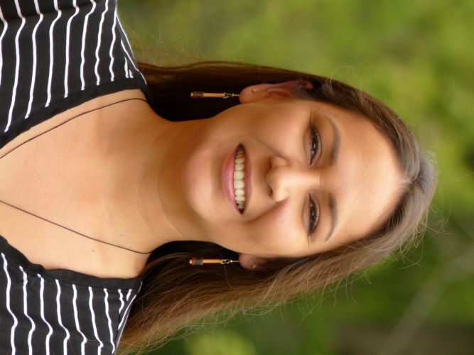 Headshot of apprentice midwife Tehwahsehtha